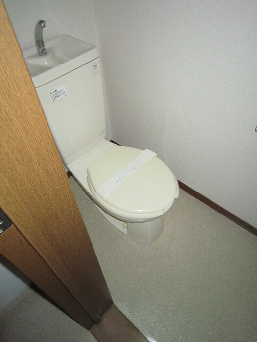 物件内観写真6　(トイレ)