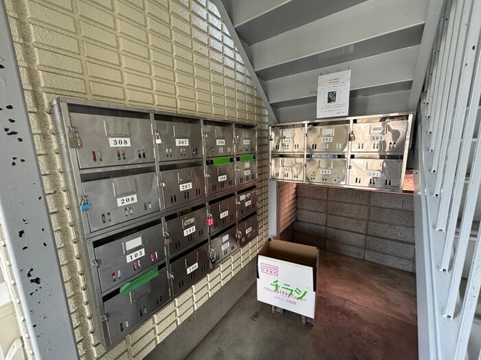 物件外観写真4　(建物設備)