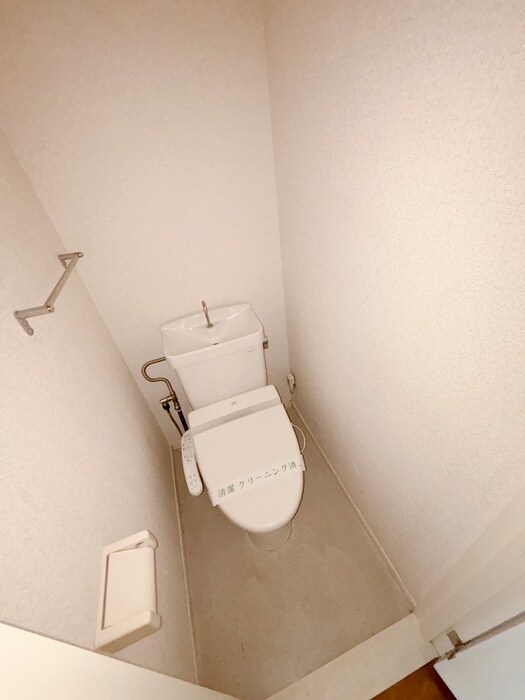 物件内観写真12　(トイレ)