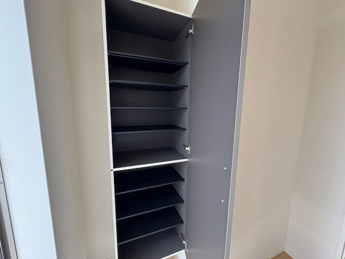 物件内観写真11　(靴箱)