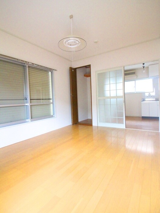 物件内観写真7　(居室)