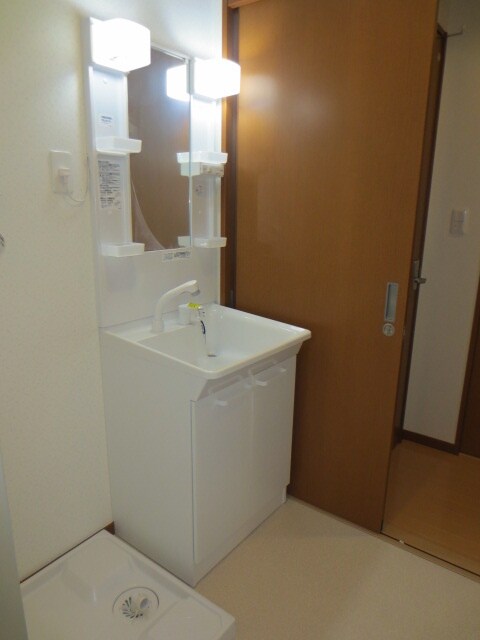 物件内観写真12　(洗面)