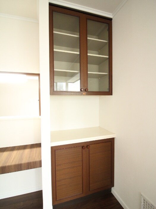 物件内観写真6　(収納)