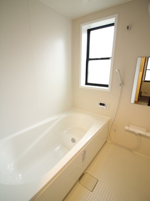 物件内観写真10　(バス／シャワールーム等)