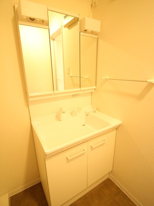 物件内観写真12　(洗面)