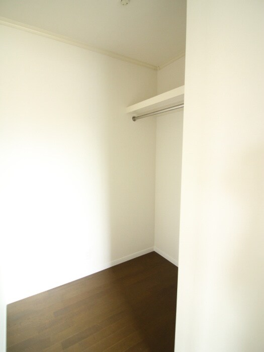 物件内観写真13　(収納)