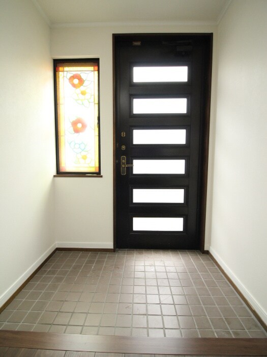 物件内観写真19　(玄関)