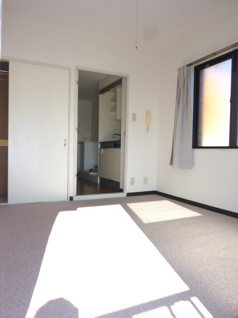 物件内観写真9　(居室)