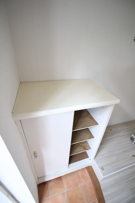 物件内観写真15　(靴箱)