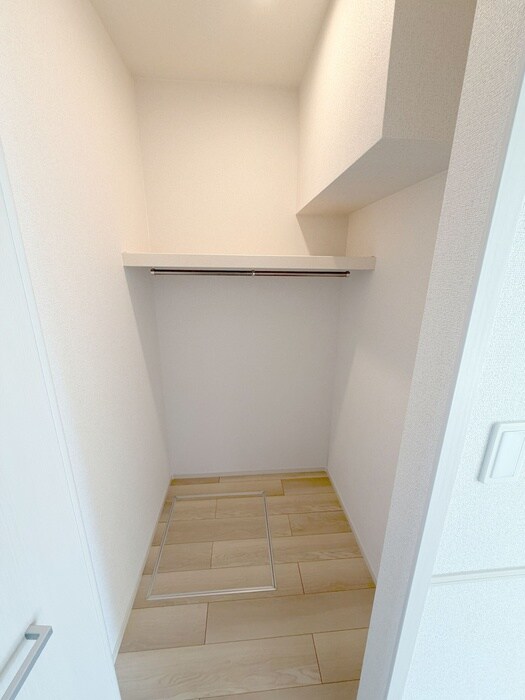 物件内観写真8　(収納)