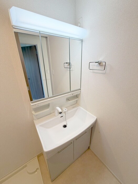 物件内観写真11　(洗面)