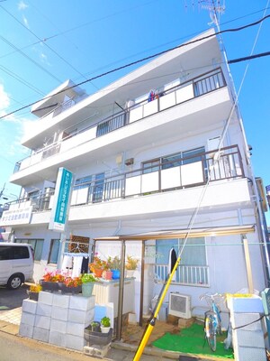 タツミビル外観写真