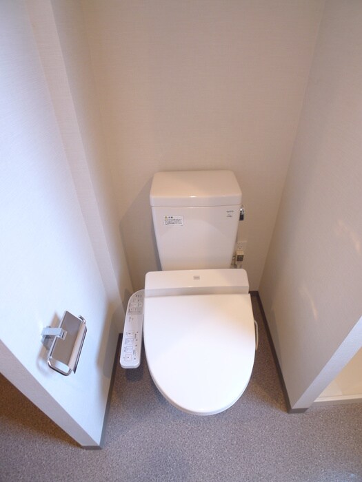 物件内観写真9　(トイレ)