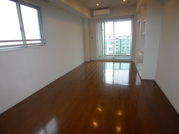 物件内観写真19　(居室)