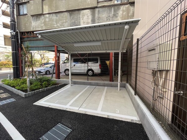 バイク置き場
