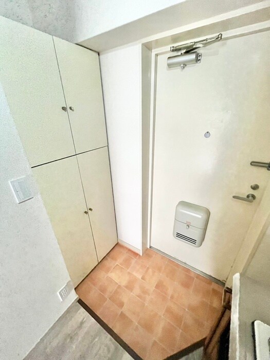 物件内観写真15　(玄関)