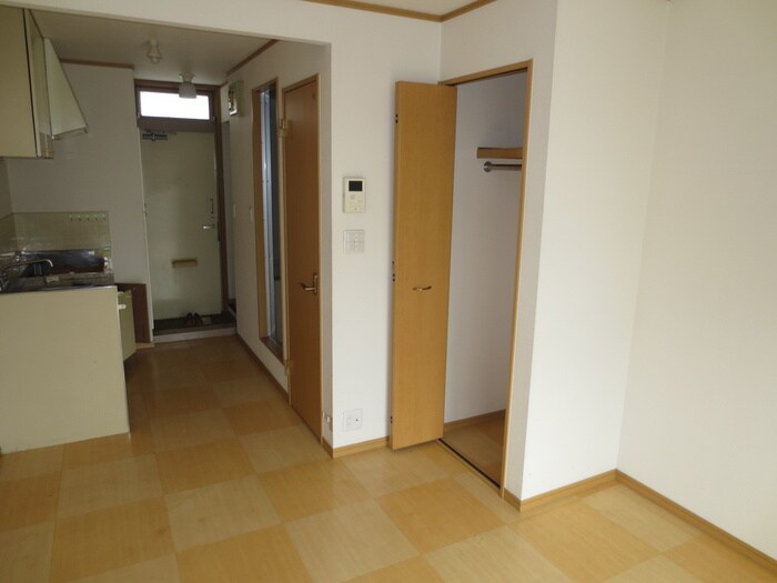 物件内観写真9　(居室)