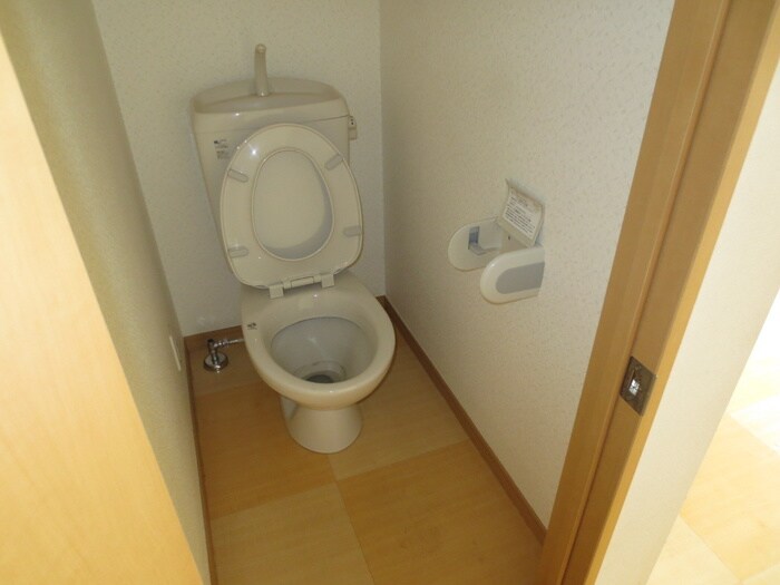 物件内観写真12　(トイレ)