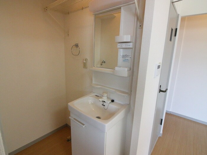 物件内観写真13　(洗面)