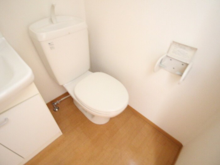 物件内観写真11　(トイレ)