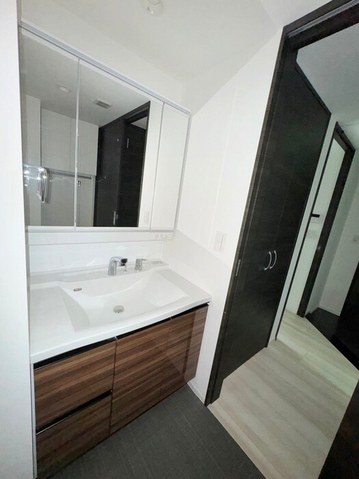 物件内観写真12　(洗面)