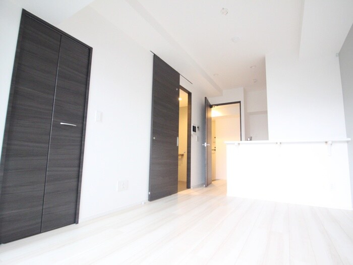 物件内観写真20　(廊下)