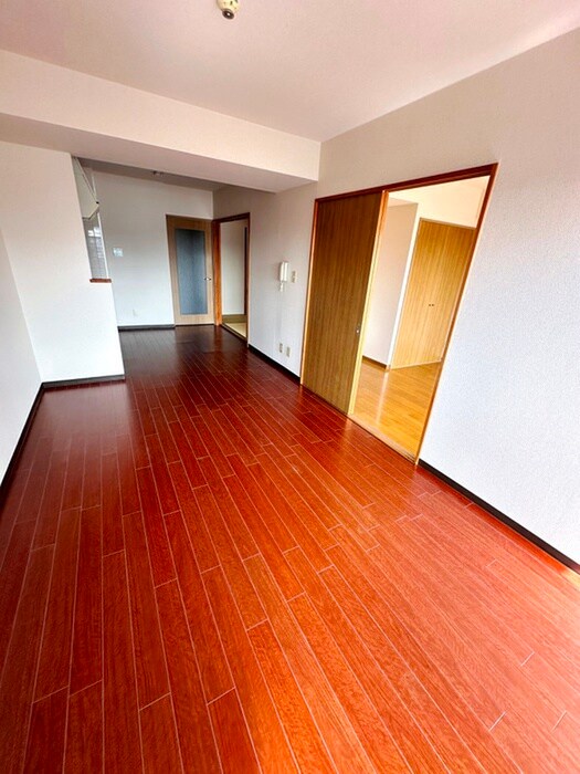 物件内観写真15　(廊下)