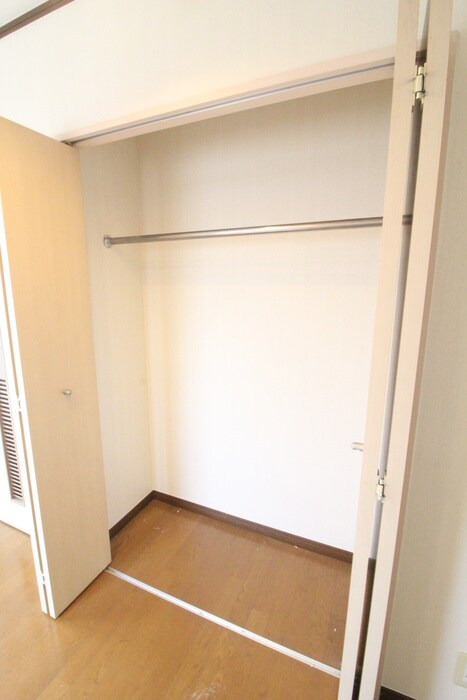物件内観写真9　(収納)