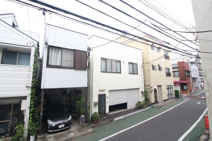 物件内観写真16　(室内からの展望)