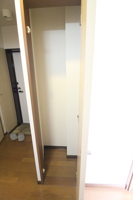 物件内観写真20　(収納)