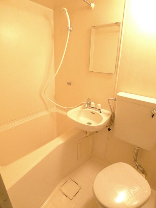 物件内観写真12　(バス／シャワールーム等)