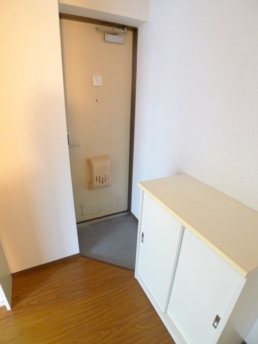 物件内観写真14　(玄関)