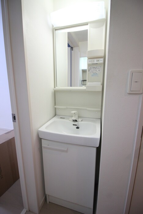 物件内観写真9　(洗面)