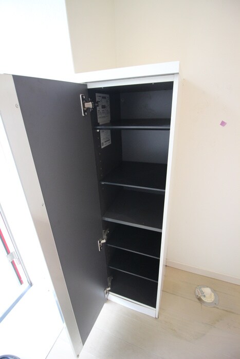 物件内観写真15　(靴箱)