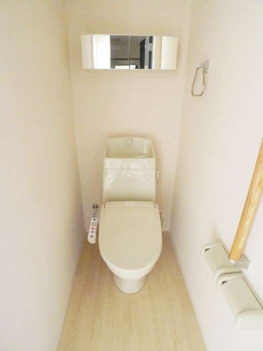 物件内観写真13　(トイレ)