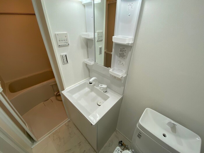 物件内観写真18　(洗面)