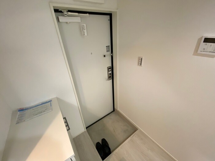 物件内観写真21　(玄関)