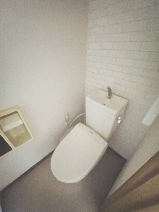 物件内観写真14　(トイレ)