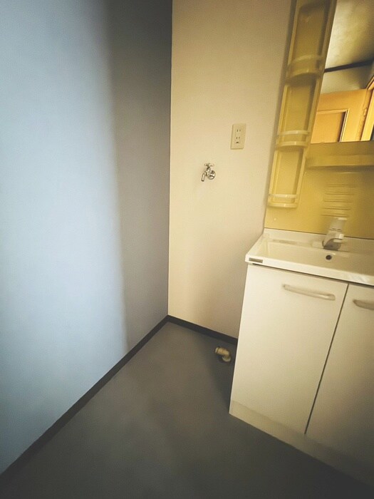 物件内観写真19　(洗濯機置場)