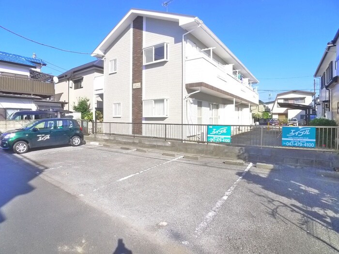 物件外観写真3　(外観写真)