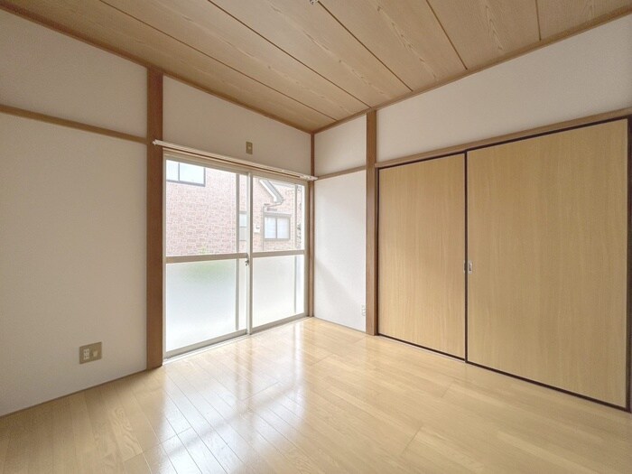 物件内観写真10　(居室)