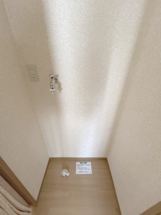 物件内観写真19　(洗濯機置場)