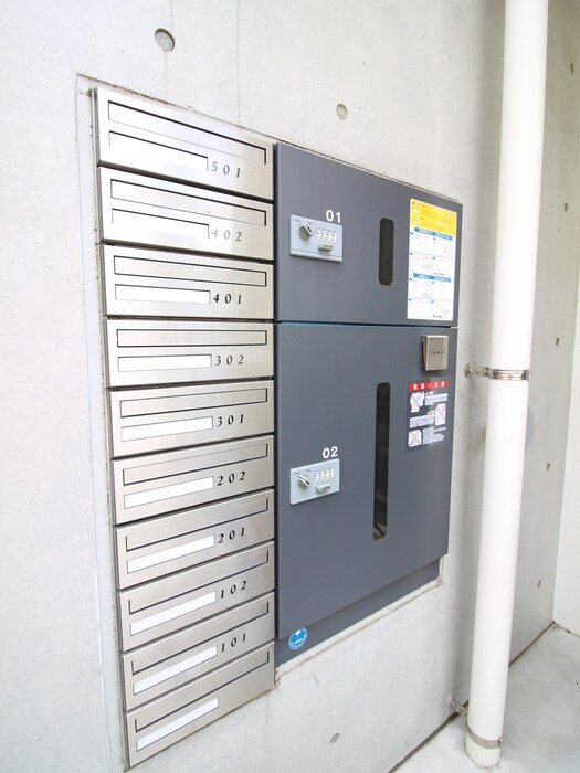 物件外観写真4　(建物設備)