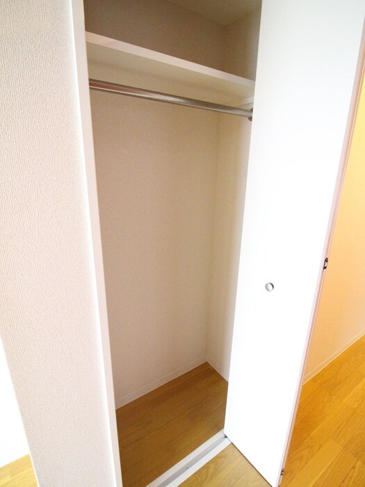 物件内観写真15　(収納)