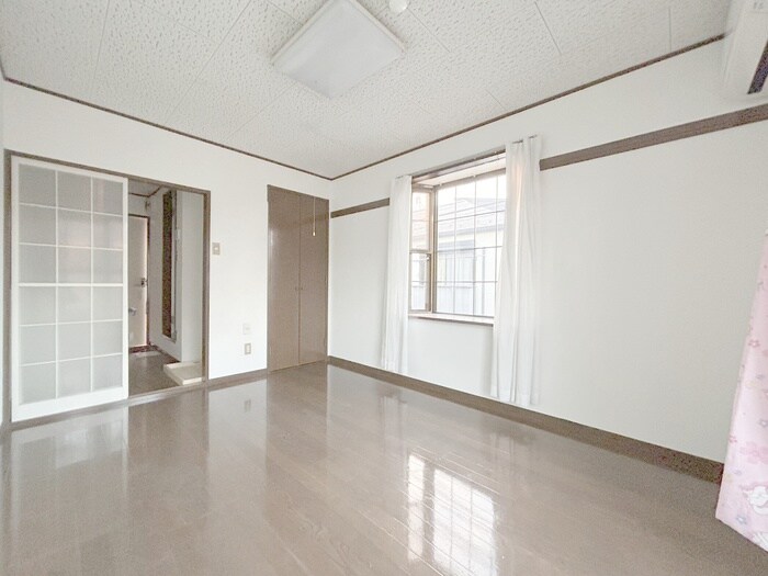 物件内観写真7　(居室)