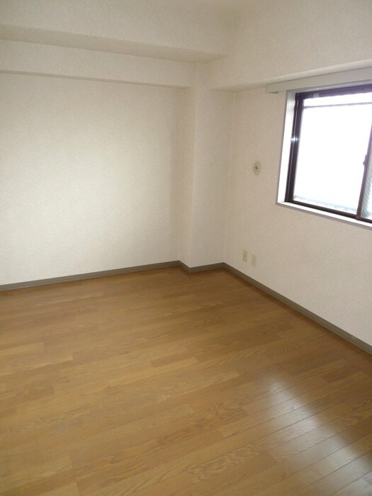 物件内観写真11　(居室)