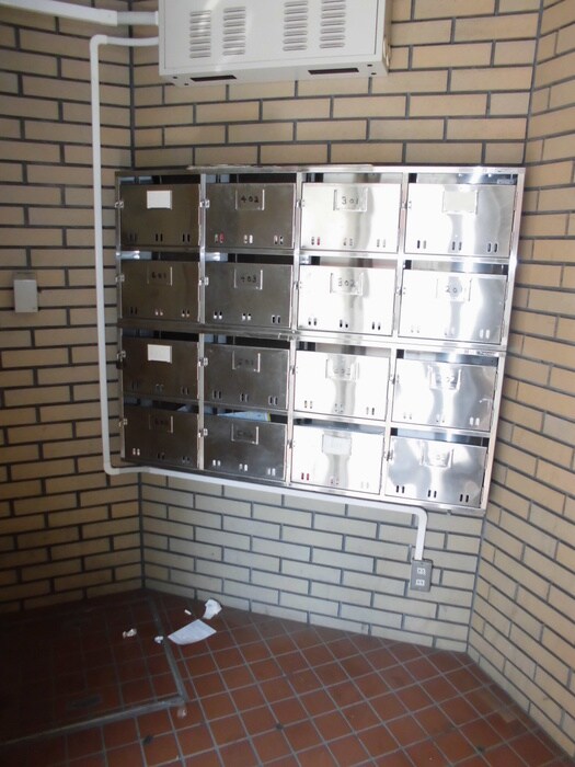 物件外観写真4　(建物設備)