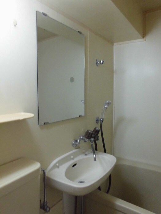 物件内観写真10　(洗面)