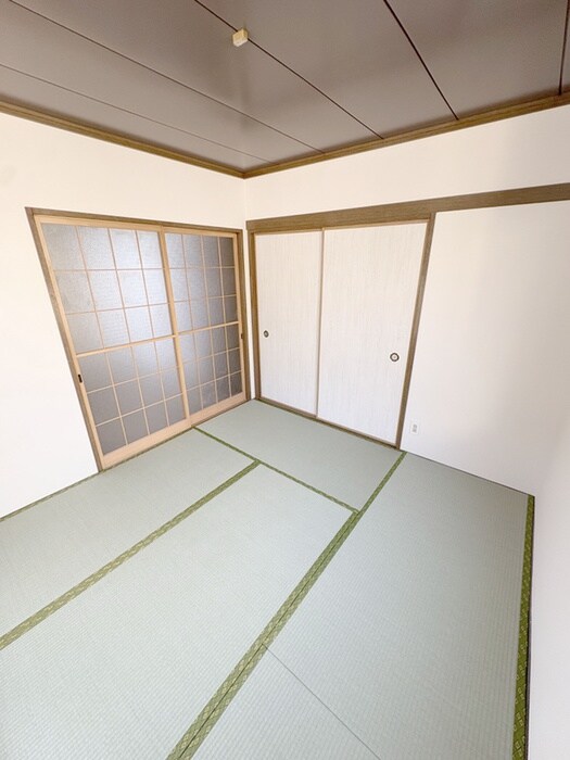 物件内観写真8　(居室)