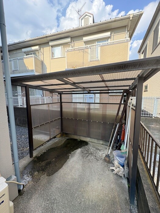 物件外観写真3　(駐輪場)